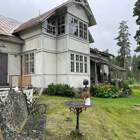 Ruhtinaanmaeen Spider Tree Tent * Savitaipale