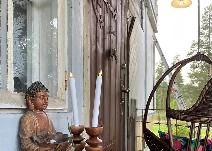 אוהל מפואר Ruhtinaanmaeen Spider Tree Tent Savitaipale