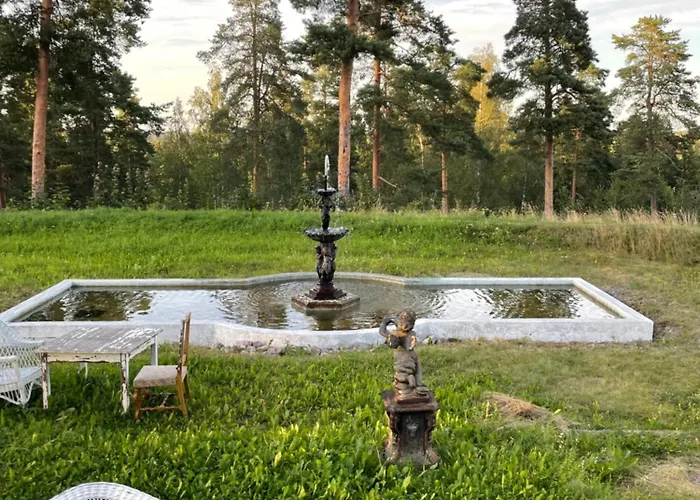 אוהל מפואר Ruhtinaanmaeen Spider Tree Tent *